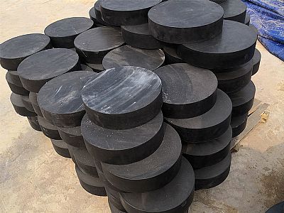 和田板式橡胶支座由若干层橡胶片与薄钢板经加压硫化